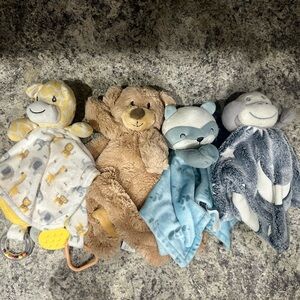 Lovey Plush Animal Security Blanket Set Stuffed Animals
